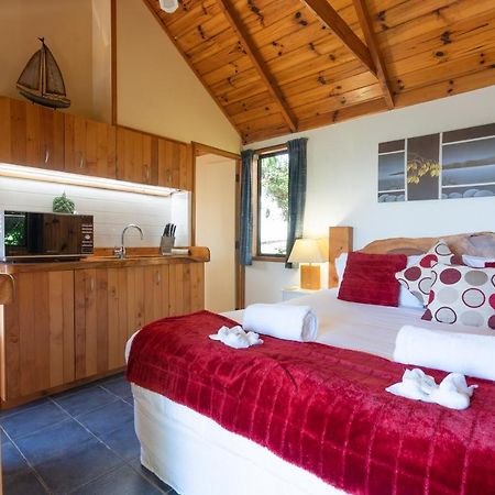 Supacute Character Cottage, Wifi, Sky Tv, Spa Bath, Spa Bath, Dble Kayak And Possibly A Car! Palm Beach Exterior foto