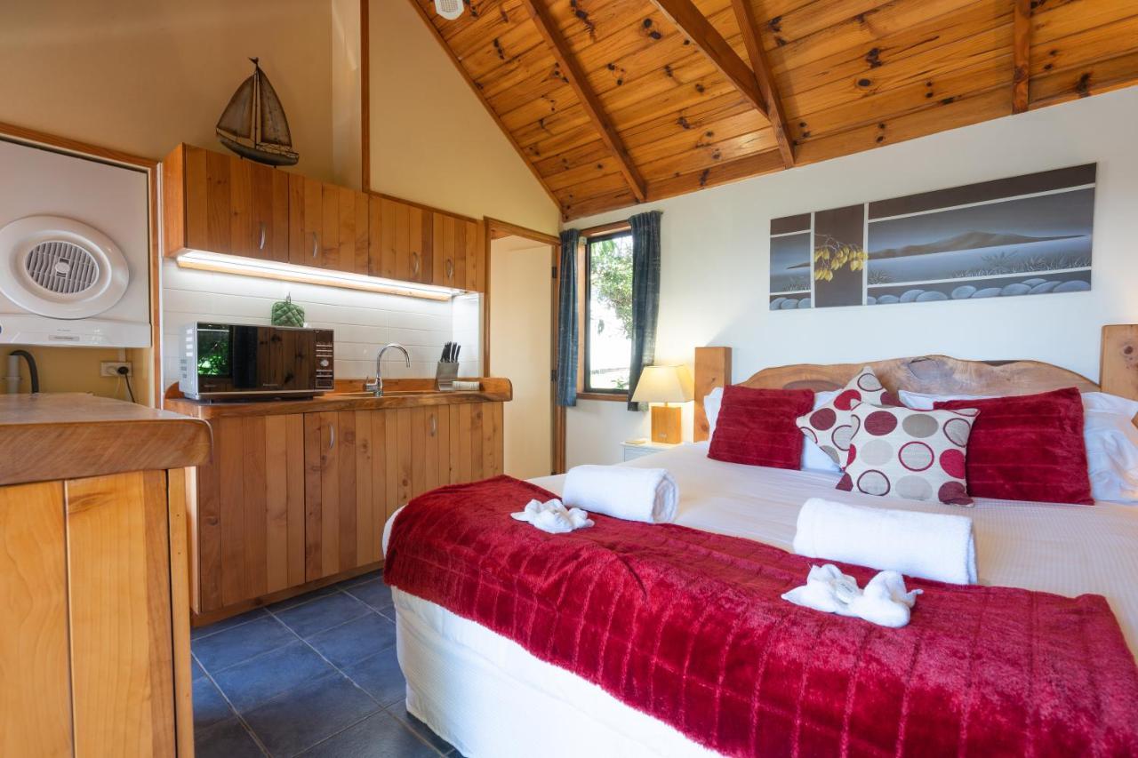 Supacute Character Cottage, Wifi, Sky Tv, Spa Bath, Spa Bath, Dble Kayak And Possibly A Car! Palm Beach Exterior foto