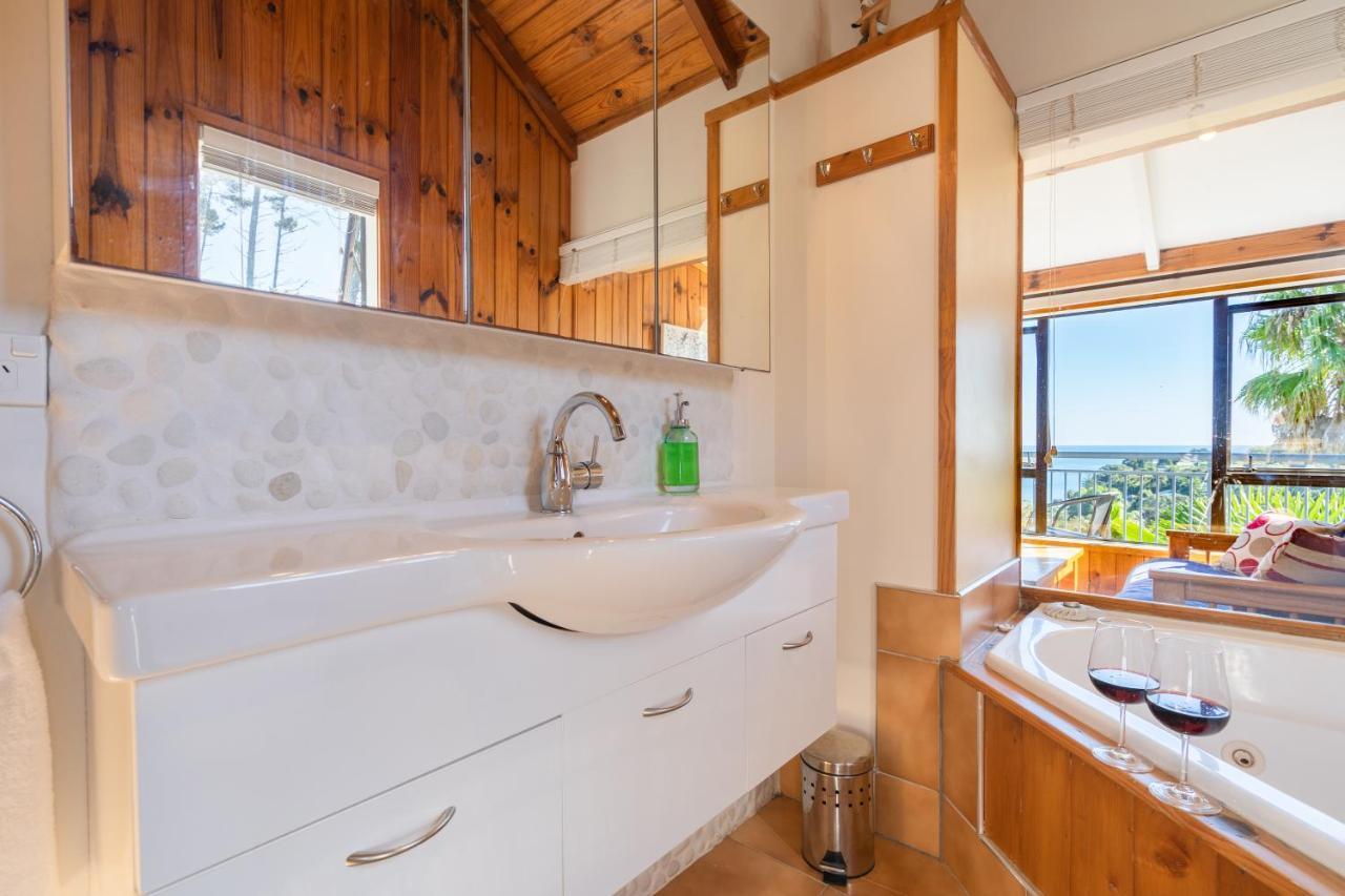 Supacute Character Cottage, Wifi, Sky Tv, Spa Bath, Spa Bath, Dble Kayak And Possibly A Car! Palm Beach Exterior foto